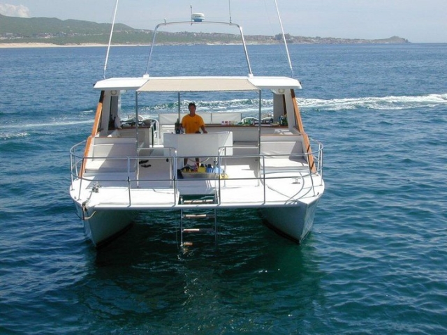 Paseos en Rissalena Catamarán en una de las mejores playas de México
